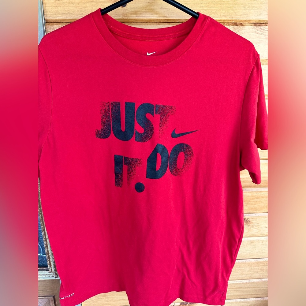 XL Nike t shirt